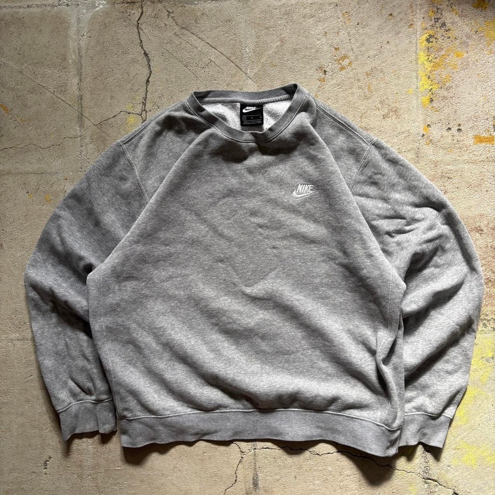 Vintage Nike Grey Crewneck Sweatshirt - Size M